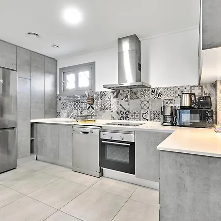 Apartment Amalia 5 *