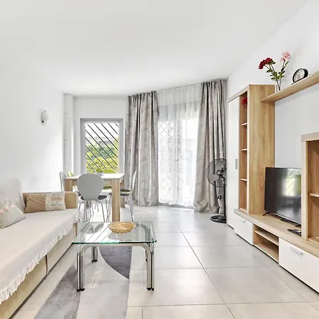Amalia 5 Apartment