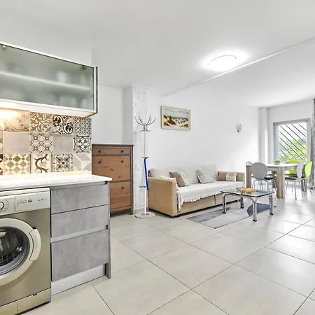 Amalia 5 Apartment *